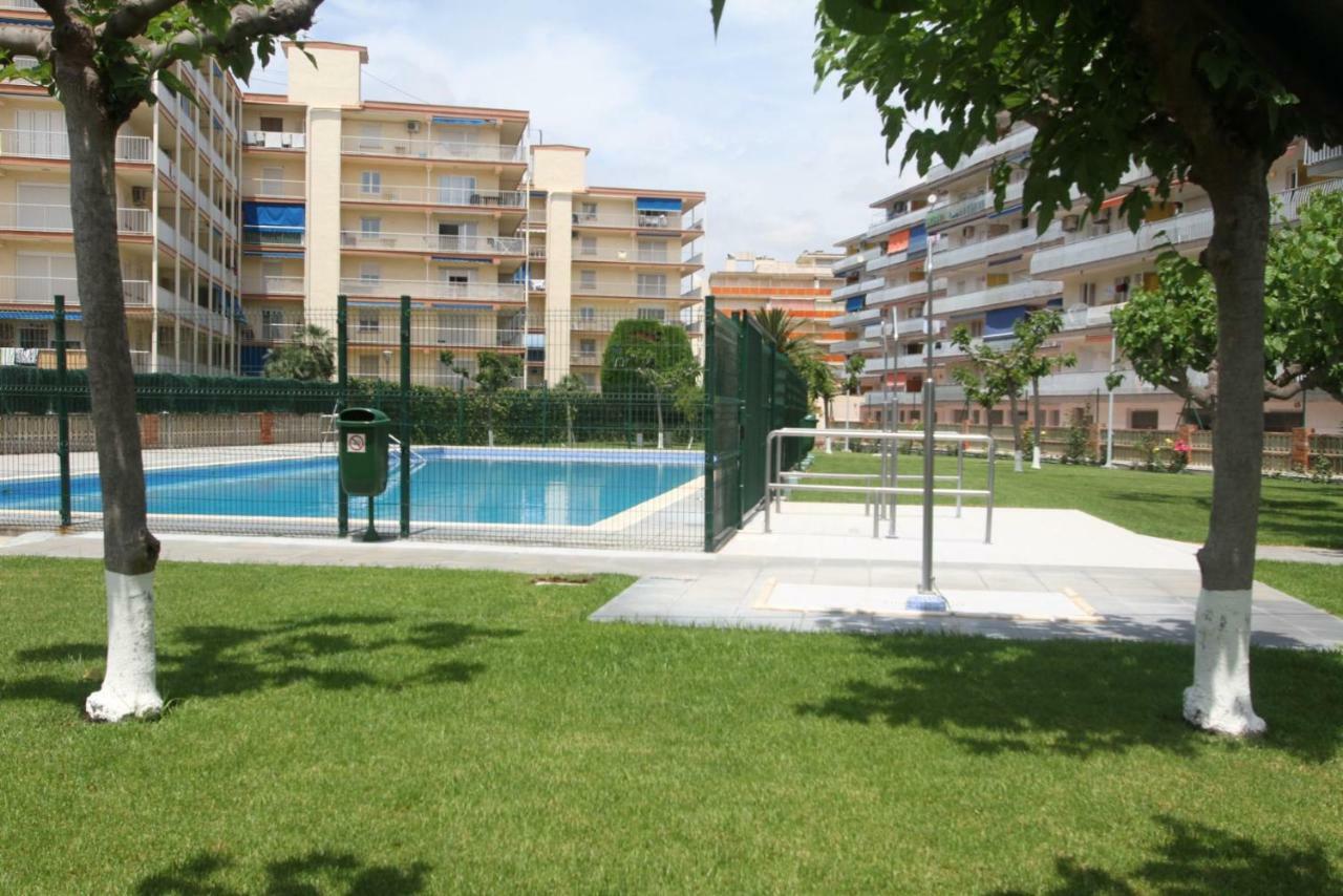 Appartamento Carrer de Victòria dels Àngels, 11 La Pineda Esterno foto