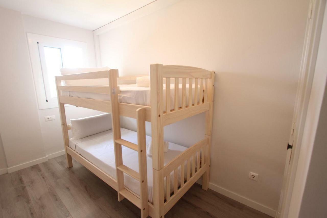 Appartamento Carrer de Victòria dels Àngels, 11 La Pineda Esterno foto